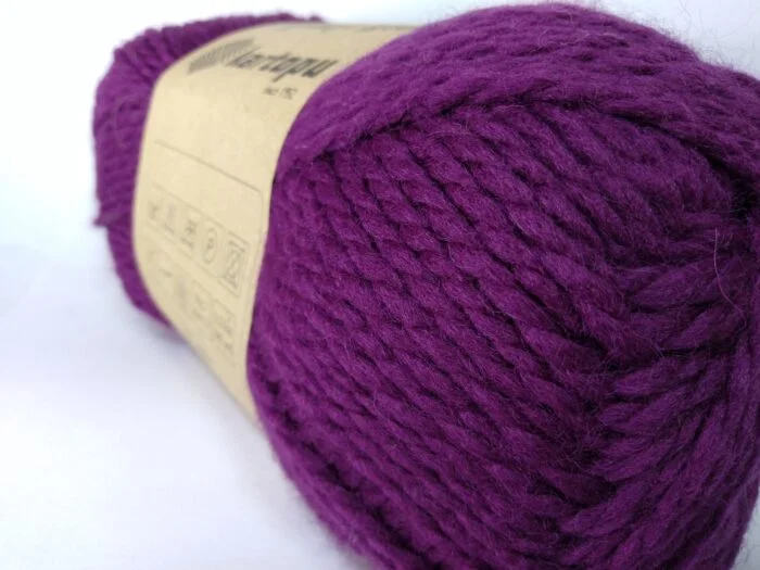 Włóczka Kartopu – Melange Wool K729 śliwka 2 scaled