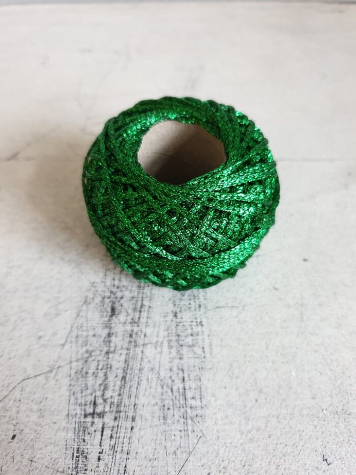 sznurek metaliczny zielony